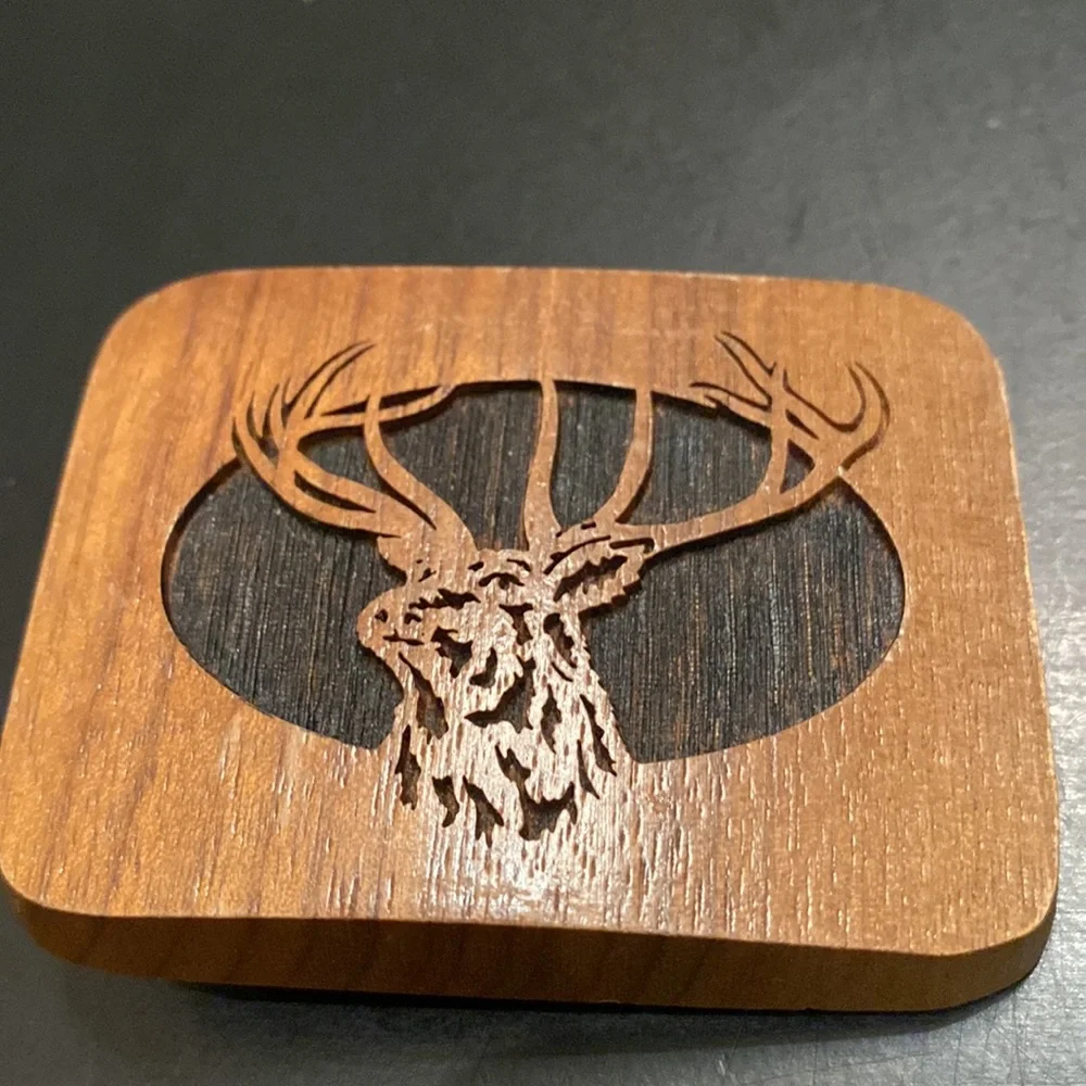 VTG 1977 Lasercraft wooden buck chunky deer belt buckle hunting
